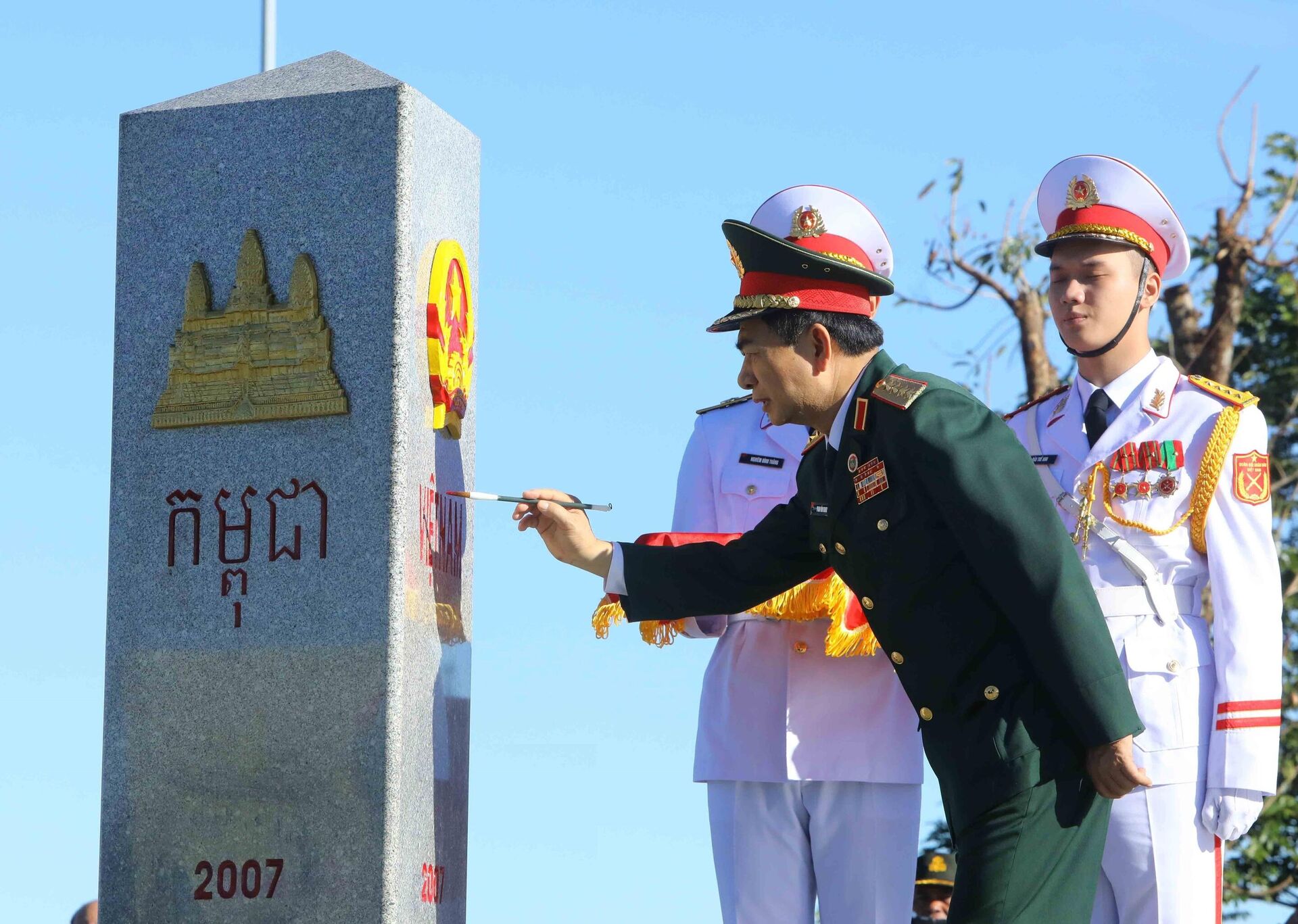Giao lưu hữu nghị quốc phòng biên giới Việt Nam-Lào-Campuchia lần thứ nhất  - Sputnik Việt Nam, 1920, 14.12.2023