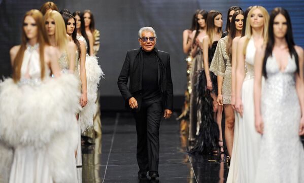 Nhà thiết kế thời trang Ý Roberto Cavalli tại buổi trình diễn thời trang ở Budva - Sputnik Việt Nam