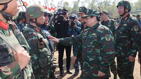 Thủ tướng Phạm Minh Chính chỉ đạo diễn tập của Quân đoàn 12 - Sputnik Việt Nam