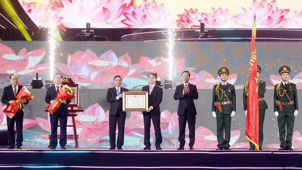 Chủ tịch nước Võ Văn Thưởng dự Lễ kỷ niệm 20 năm thành lập tỉnh Hậu Giang - Sputnik Việt Nam