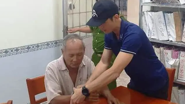 Đối tượng Phan Thanh Việt bị bắt giữ sau 43 năm lẩn trốn. Ảnh: Công an tỉnh Quảng Ngãi - Sputnik Việt Nam