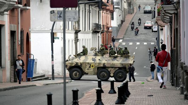 Lực lượng an ninh Ecuador tuần tra trên đường phố Quito - Sputnik Việt Nam