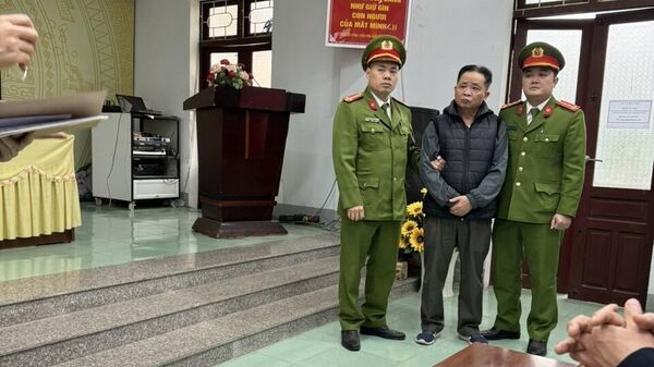 Bắt tạm giam nguyên Giám đốc Sở Giáo dục và Đào tạo Hà Giang - Sputnik Việt Nam