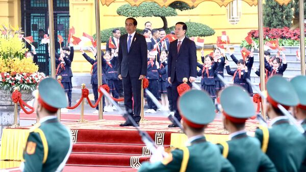 Chủ tịch nước chủ trì lễ đón Tổng thống Indonesia thăm cấp Nhà nước tới Việt Nam - Sputnik Việt Nam