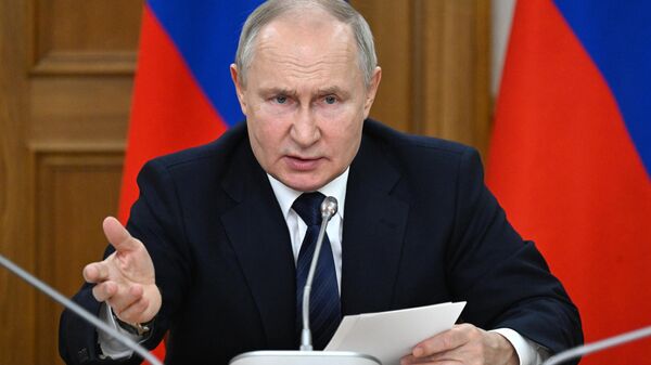 Tổng thống Nga V. Putin đi thăm tỉnh Kaliningrad - Sputnik Việt Nam