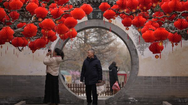 Trước ngày Tết Nguyên đán ở Công viên Ditan, Bắc Kinh - Sputnik Việt Nam