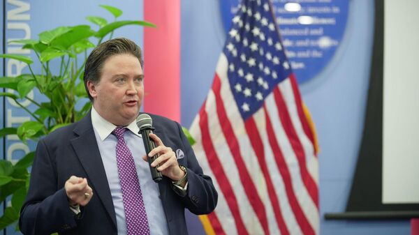 Đại sứ Mỹ tại Việt Nam Marc Evans Knapper  - Sputnik Việt Nam