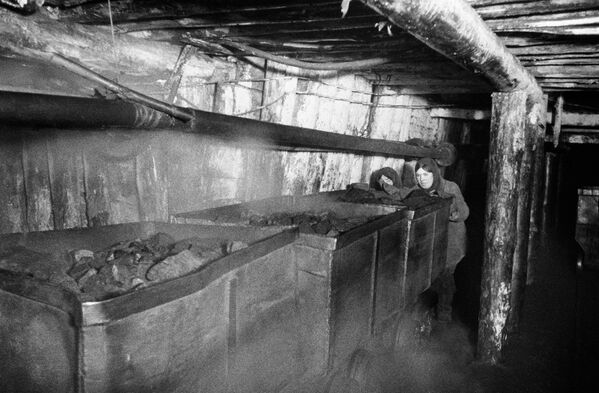 Tại mỏ Tulaugol, 1944 - Sputnik Việt Nam