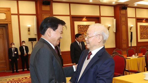 Lãnh đạo cấp cao các Đảng Việt Nam, Lào gặp nhau tại Hà Nội - Sputnik Việt Nam