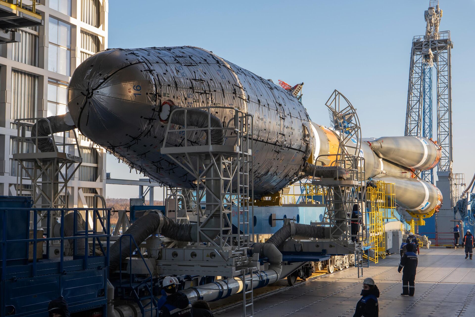 Tên lửa đẩy «Soyuz» được đưa vào vị trí sẵn sàng tại sân bay vũ trụ
Vostochny - Sputnik Việt Nam, 1920, 26.02.2024