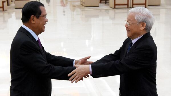  Chủ tịch Đảng Nhân dân Campuchia Hun Sen và Tổng Bí thư Nguyễn Phú Trọng - Sputnik Việt Nam