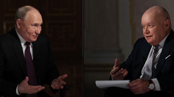 Cuộc phỏng vấn của Vladimir Putin với Giám đốc điều hành Russia Today Dmitry Kiselev - Sputnik Việt Nam