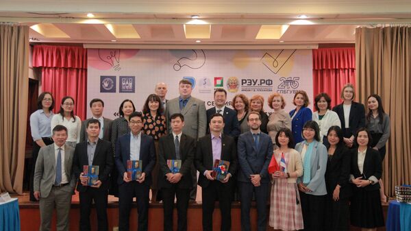 Hội thảo “Định hướng nghề nghiệp cho thanh niên Việt Nam - một hướng hợp tác mới trong lĩnh vực giáo dục - Sputnik Việt Nam