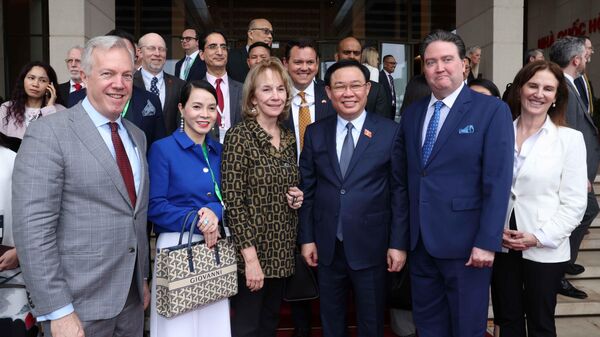 Chủ tịch Quốc hội tiếp Đoàn doanh nghiệp Hội đồng Kinh doanh Hoa Kỳ-ASEAN - Sputnik Việt Nam