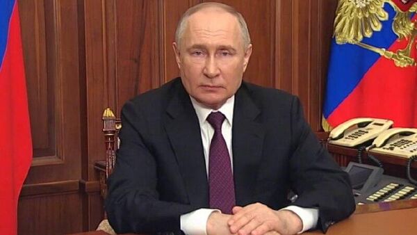 Vladimir Putin phát biểu trước người dân Nga sau khi công bố kết quả bầu cử  - Sputnik Việt Nam