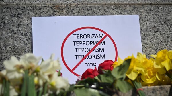 Đài tưởng niệm ở thủ đô Beograd của Serbia tưởng nhớ các nạn nhân của vụ tấn công khủng bố tại Crocus city hall ở ngoại ô Moskva - Sputnik Việt Nam