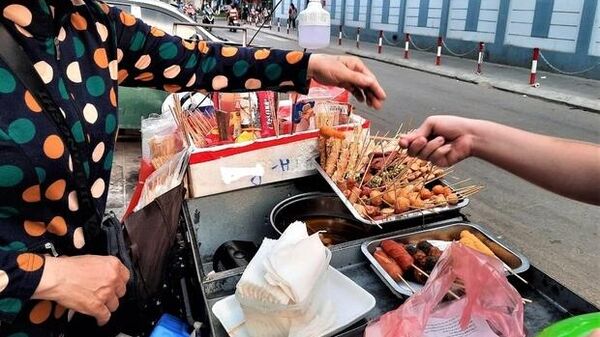 Xử lý nghiêm các vi phạm liên quan vụ nghi ngộ độc thực phẩm ở Nha Trang - Sputnik Việt Nam