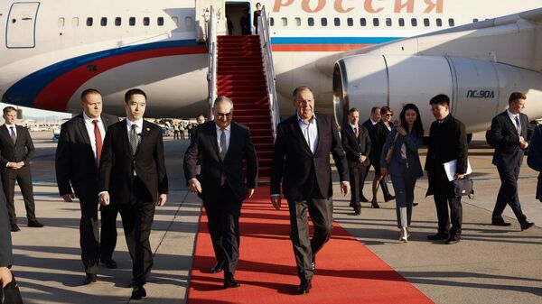 Ngoại trưởng Nga Lavrov tới Trung Quốc - Sputnik Việt Nam