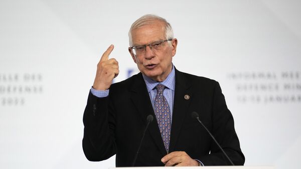 Người đứng đầu chính sách đối ngoại của Liên minh Châu Âu Josep Borrell phát biểu trong cuộc họp báo sau cuộc họp của các bộ trưởng quốc phòng Liên minh Châu Âu tại Brest, Pháp - Sputnik Việt Nam