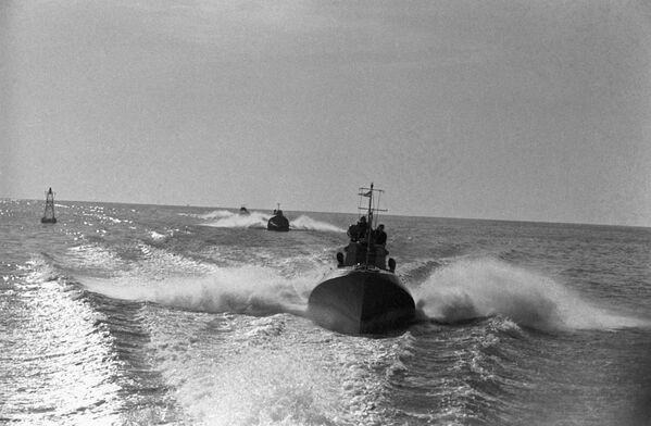 Tàu phóng lôi bảo vệ các lối tiếp cận Odessa từ Biển Đen - Sputnik Việt Nam