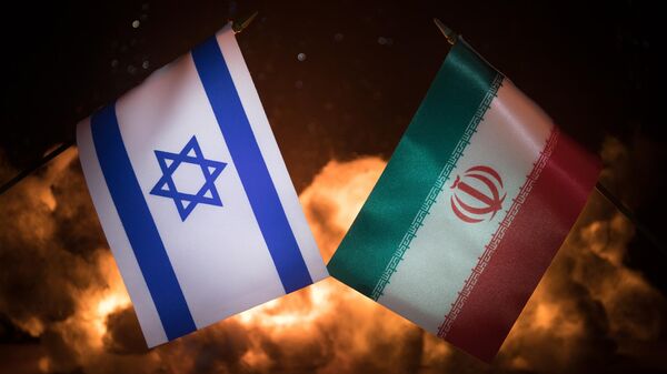 Флаги Израиля и Ирана  - Sputnik Việt Nam