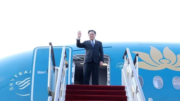 Chủ tịch Quốc hội Vương Đình Huệ lên đường về nước, kết thúc tốt đẹp chuyến thăm chính thức nước CHND Trung Hoa - Sputnik Việt Nam
