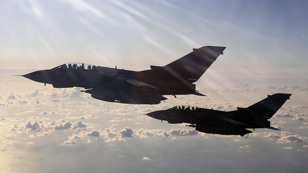 Máy bay chiến đấu Tornado GR4 của Không quân Hoàng gia - Sputnik Việt Nam