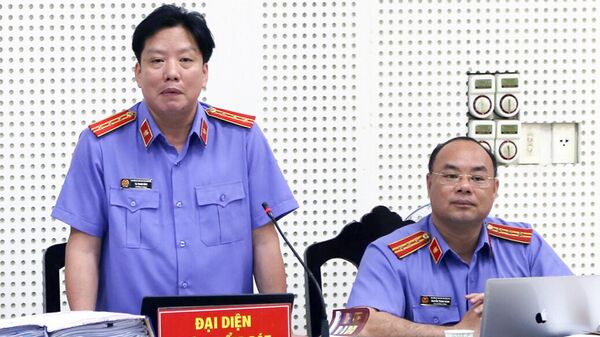 Đại diện VKSND tỉnh Quảng Ninh bác đề nghị của luật sư về việc cho bị cáo Đỗ Hữu Ca hưởng án treo - Sputnik Việt Nam