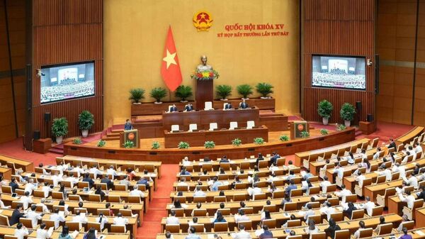 Qaung cảnh Kỳ họp bất thường lần thứ 7, Quốc hội khóa XV.  - Sputnik Việt Nam