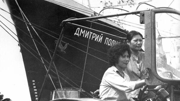 Tàu Liên Xô cập cảng Việt Nam Dân chủ Cộng hòa - Sputnik Việt Nam