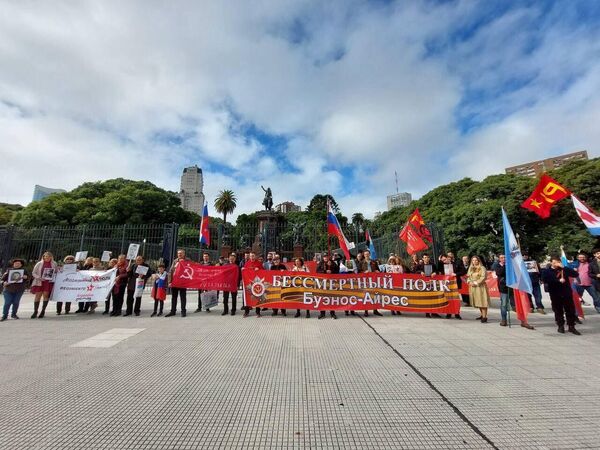 Diễu hành “Trung đoàn bất tử” ở Argentina - Sputnik Việt Nam