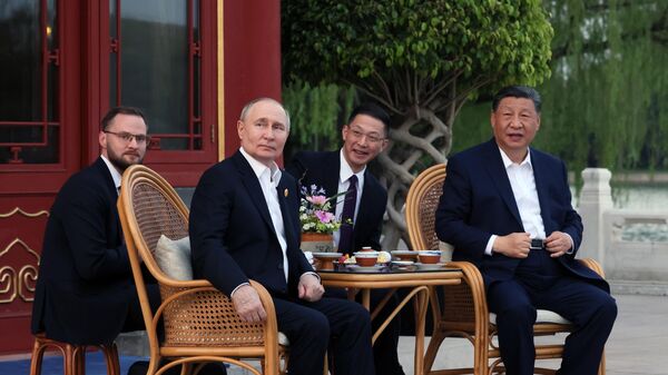 Tổng thống Nga Vladimir Putin và Chủ tịch Trung Quốc Tập Cận Bình - Sputnik Việt Nam