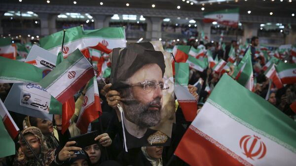 Những người ủng hộ Tổng thống Cộng hòa Hồi giáo Iran Seyed Ebrahim Raisi - Sputnik Việt Nam