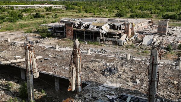Sân bay Donetsk bị phá hủy