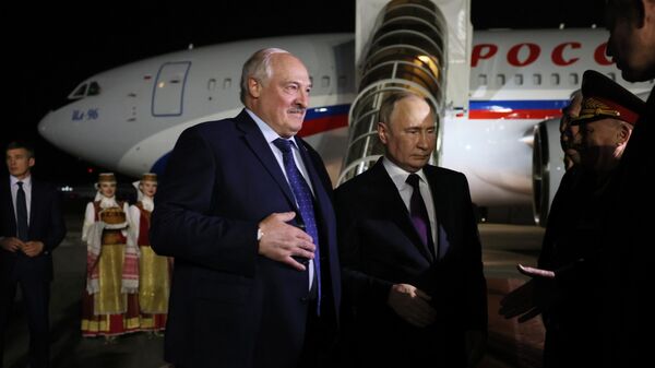 Tổng thống Putin nói sẽ bàn bạc những gì với ông Lukashenko