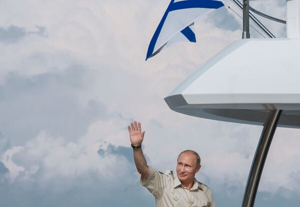 Chuyến thăm làm việc của Tổng thống Nga Vladimir Putin tại Crưm - Sputnik Việt Nam