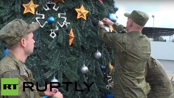 Quân nhân Nga chuẩn bị đón Năm Mới tại căn cứ Hmeymim ở Syria - Sputnik Việt Nam