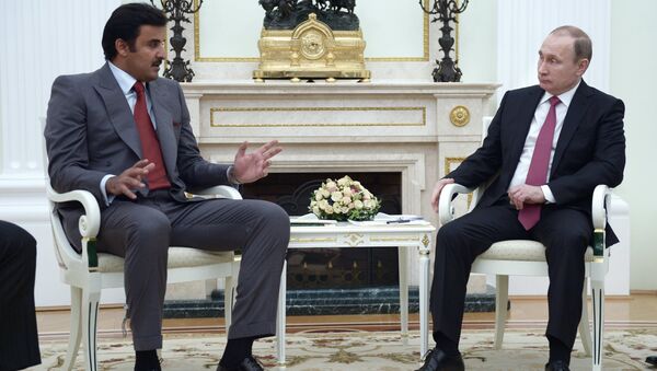 Tổng thống Nga Vladimir Putin và tiểu vương Qatar Tamim Bin Hamad Al Thani - Sputnik Việt Nam