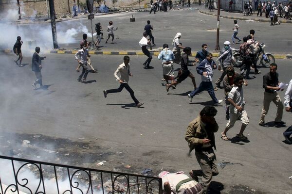 Đàn áp những người biểu tình tại thành phố Taiz, Yemen - Sputnik Việt Nam