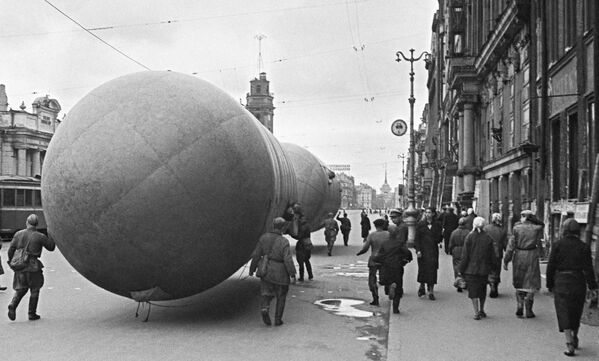 Đặt bóng thám không ở Leningrad trong vòng vây - Sputnik Việt Nam