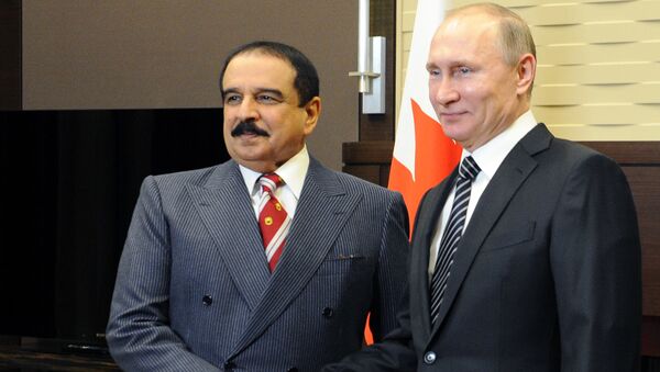 Tổng thống Nga Vladimir Putin và Quốc vương Bahrain Hamad bin Isa Al Khalifa - Sputnik Việt Nam
