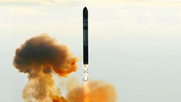Tên lửa đạn đạo xuyên lục địa R-36M2 «Voevoda» - Sputnik Việt Nam