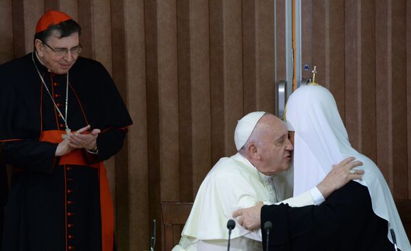 Giáo hoàng Francis và Đại Giáo chủ Kirill Giáo hoàng Francis và Đại Giáo chủ Kirill - Sputnik Việt Nam