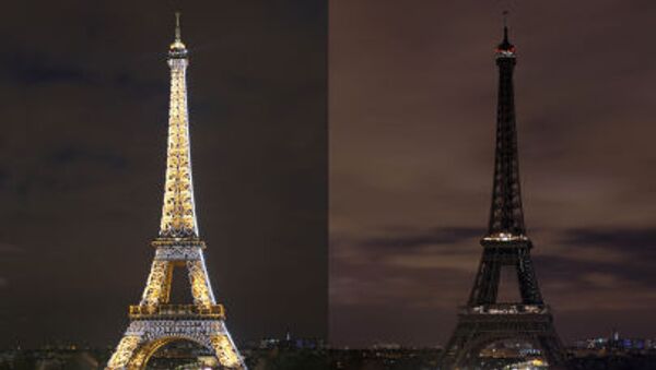 Tháp Eiffel tắt đèn - Sputnik Việt Nam