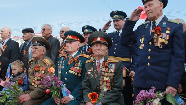 Hoạt động kỷ niệm mùng 9 tháng 5 ở Ukraina (năm 2014) - Sputnik Việt Nam
