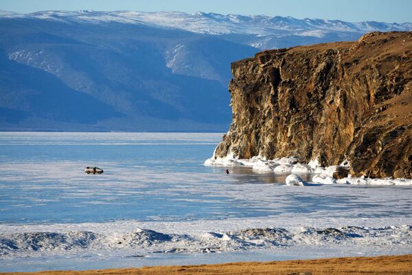 Vịnh Biển Maloe trên hồ Baikal - Sputnik Việt Nam