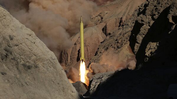 Phóng thử nghiệm tên lửa đạn đạo ở Iran - Sputnik Việt Nam