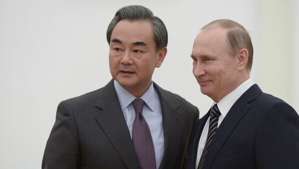 Vương Nghị và Vladimir Putin - Sputnik Việt Nam