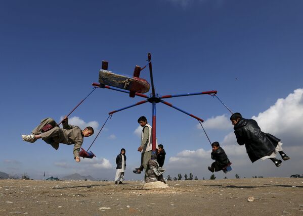 Những đứa trẻ Afghanistan trong ngày Tết Afghanistan - Sputnik Việt Nam