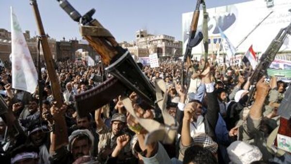 Phiến quân Shiite-Huthis trong một cuộc biểu tình ở Sanaa, Yemen - Sputnik Việt Nam
